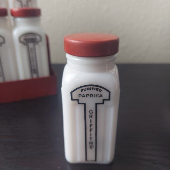 VTG Set Of 8 Original Griffiths Spice Jars ~ Milk Glass With Red Metal Rack - Picture 2 of 16